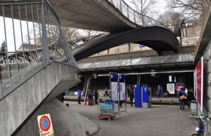 Puente de la Estación Stadelhofen