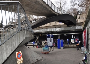 Puente de la Estación Stadelhofen